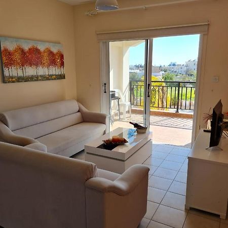 Stay Ocean Apartment Paphos Ngoại thất bức ảnh