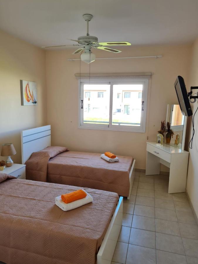 Stay Ocean Apartment Paphos Ngoại thất bức ảnh