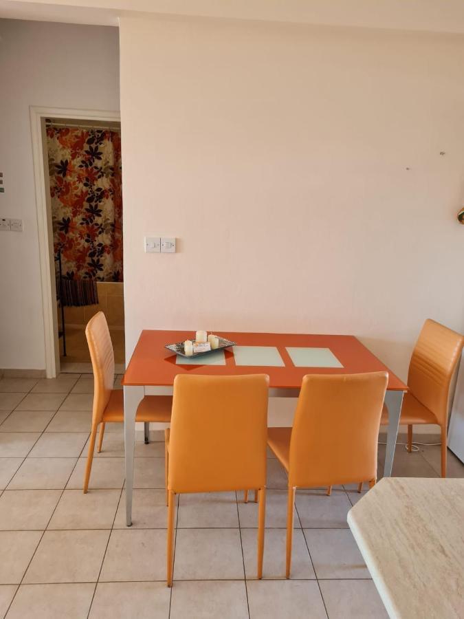 Stay Ocean Apartment Paphos Ngoại thất bức ảnh